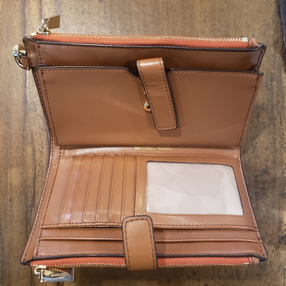 Wallet By Michael Kora - image 3